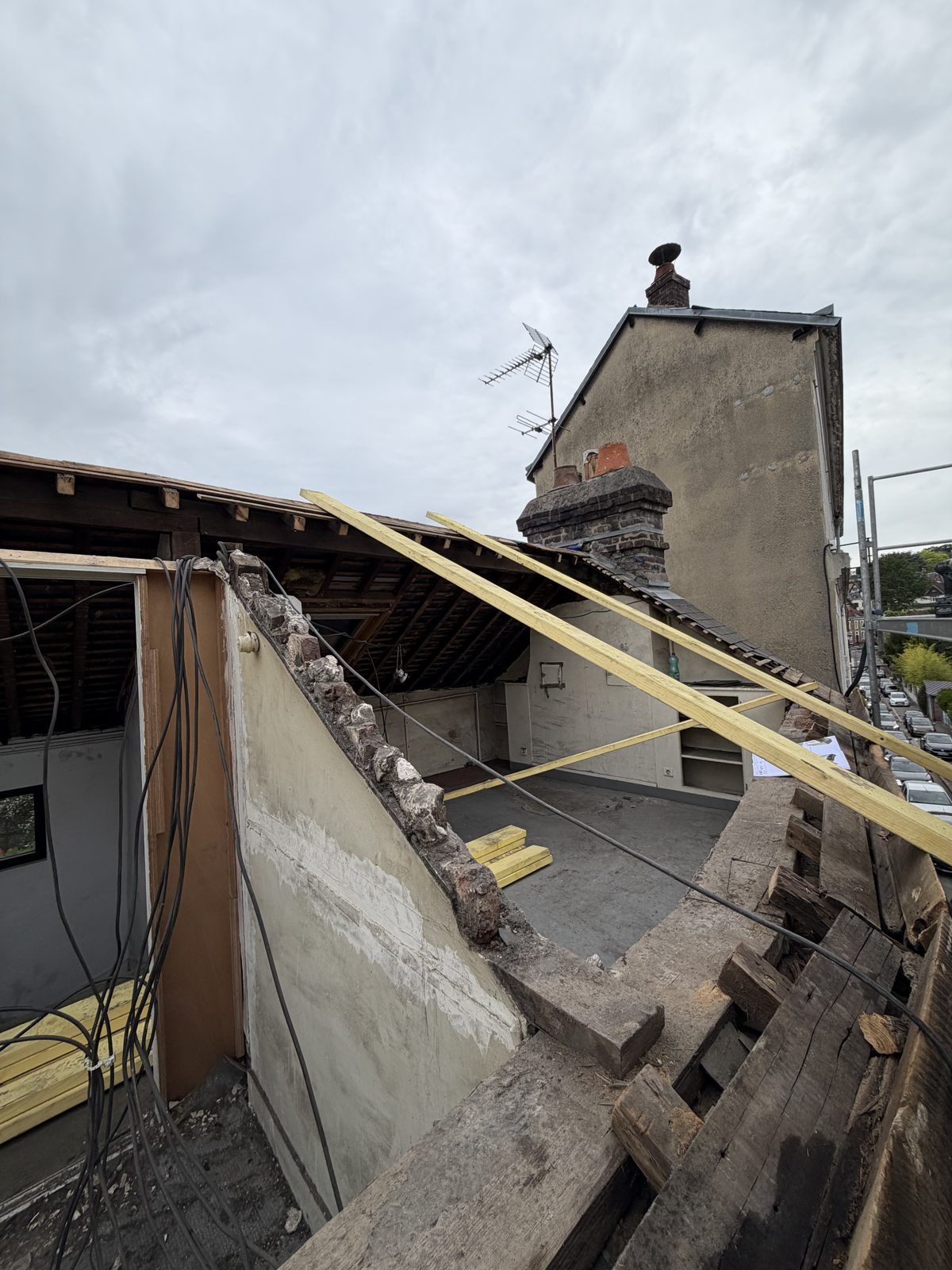 Surélévation d'une maison de ville à Rouen — photo 2